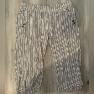 Valerie Stevens size 12p  nice striped soft pants, linen